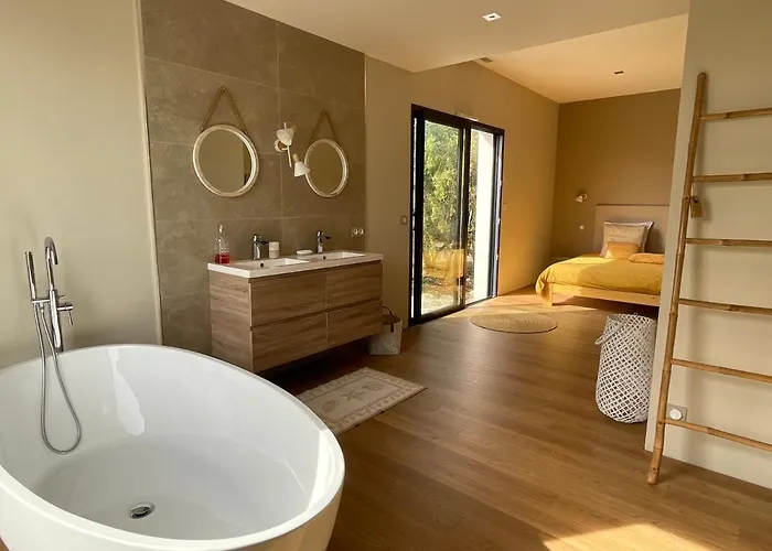 Hébergement de vacances D'exception 4étoiles La Du Pic St Loup *
